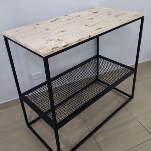 Balcão Atendimento com prateleira aramada