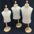 Busto costura infantil com pedestal