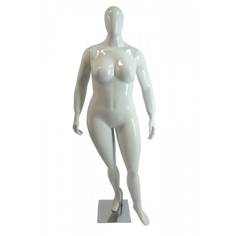 Manequim feminino plus size