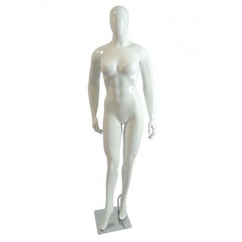 Manequim feminino com passo